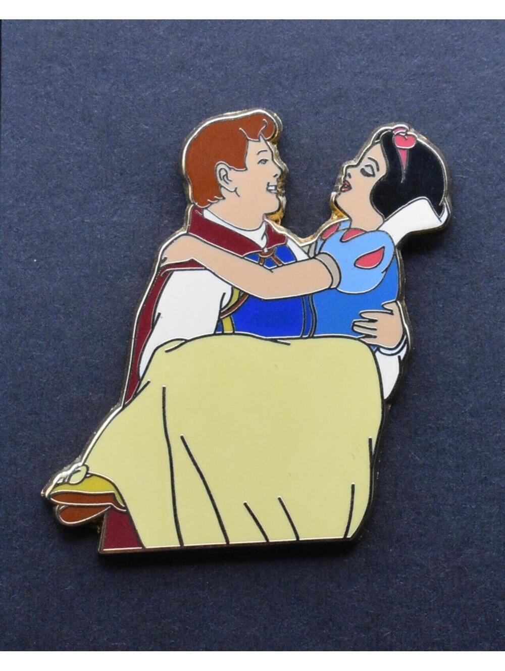 Disney WDW Prince Florian Snow White A Royal Family Gathering LE 75 Pin (C6)